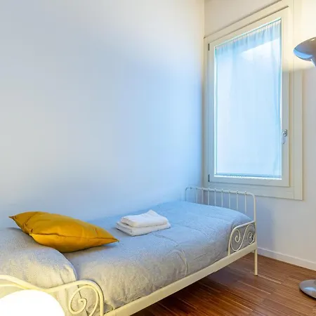 Vittoria Apartments: Soccorso Soccorsetto Apartment *