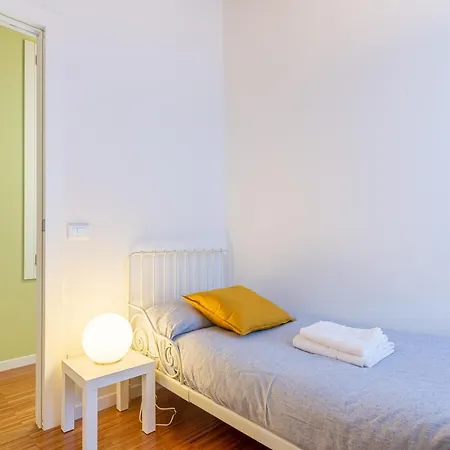 Vittoria Apartments: Soccorso Soccorsetto * Vicenza